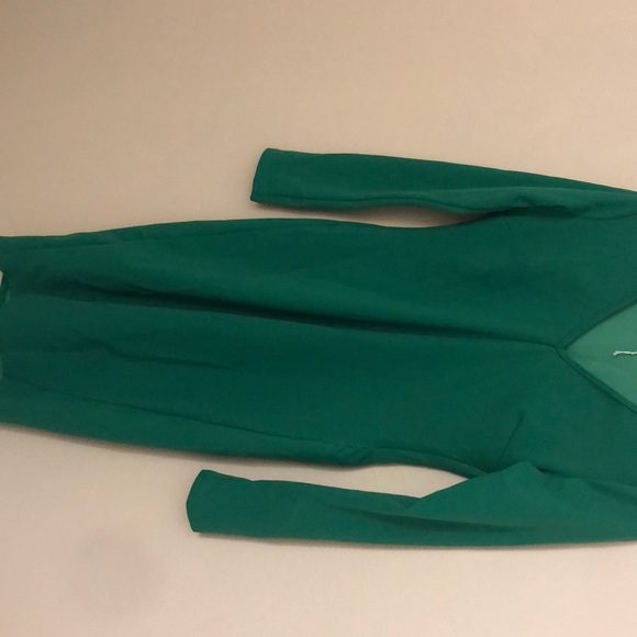 Long green going out dress - Picture 2 of 4